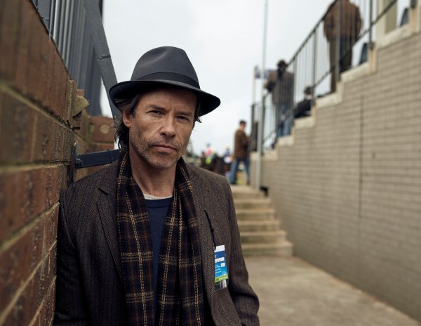 Guy Pearce in Jack Irish S1